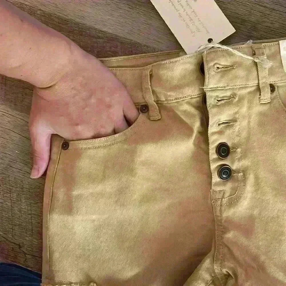 Altar'd State High Rise shorts frayed hem button fly Size 26/3 NWT - Picture 4 of 6